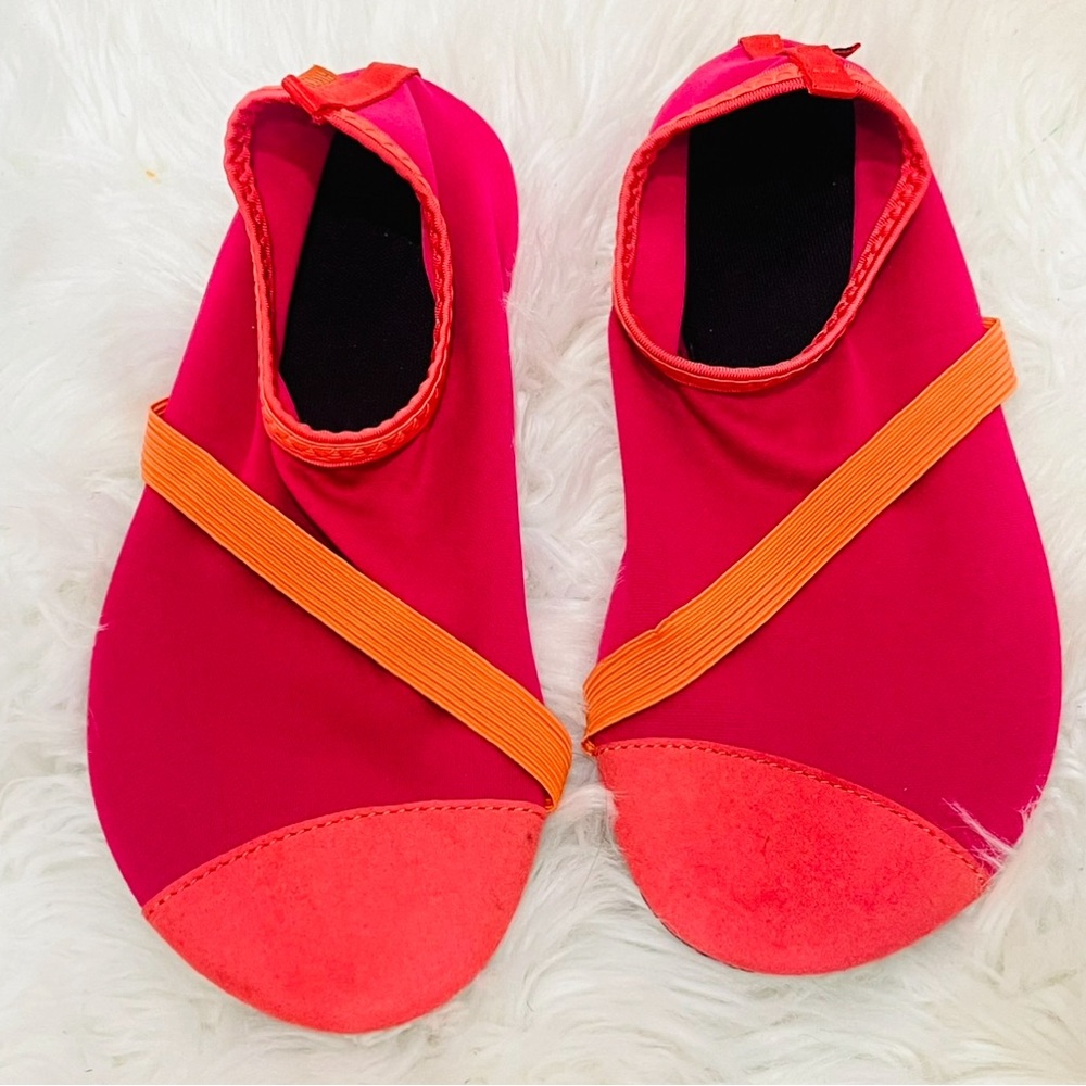 FITKICKS PINK/ORANGE ELASTIC SHOES SIZE Large YOGA SHOES - Picture 1 of 7